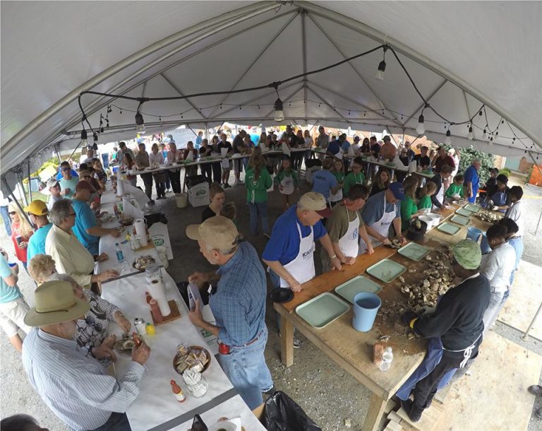 Kick Off Virginia Oyster Month at the 2019 Urbanna Oyster Festival